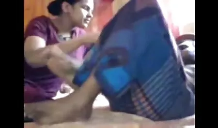 बेटा एक छिपे हुए कैमरे पर एक बकवास सेक्सी माँ के रूप में फिल्माया गया इंग्लिश फिल्म फुल सेक्सी