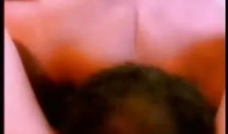 मार्टिन एक कैंसर के साथ एक कुतिया पर झुका और उसे गड़बड़ इंग्लिश सेक्स मूवी इंग्लिश सेक्स कर दिया