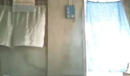 संचिका श्यामला एम्मा Squirts और उसकी प्यारी गुलाबी dildo। भाग इंग्लिश फिल्म फुल सेक्सी दो