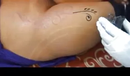 बड़े स्तनों के साथ सुंदर इंग्लिश सेक्सी वीडियो एचडी फुल मूवी गोरा डिक बेकार है