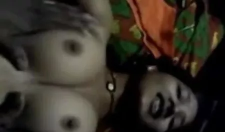 एक सेक्सी पड़ोसी इंग्लिश सेक्सी पिक्चर फुल मूवी के साथ शौकिया वीडियो