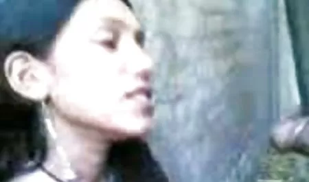 रूसी सेक्सी इंग्लिश वीडियो मूवी दादा एक युवा सुपर नौकरानी fucks