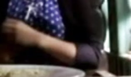 एक सुंदर और इंग्लिश सेक्सी मूवी वीडियो युवा गोरा के लिए ब्लैक डिक