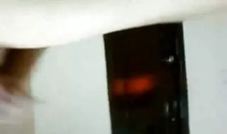 तीन युवा समलैंगिक पुरुष इंग्लिश की सेक्सी मूवी एक-दूसरे के गुदा छिद्र की प्रक्रिया करते हैं