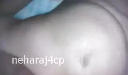 सौतेली बेटी ने सौतेली बेटी को चोदा और उसके विशाल डिक को छुआ और बच्चे को इंग्लिश सेक्सी वीडियो मूवी चोदा