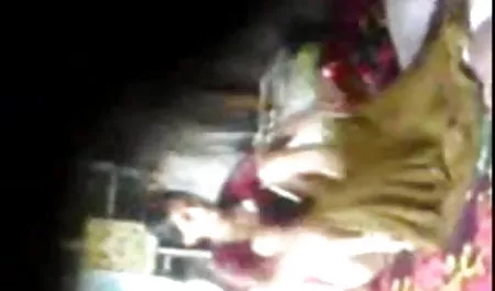 सेक्सी मोहक अपना काम करती सेक्सी मूवी इंग्लिश है
