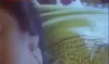 परिपक्व सेक्सी हॉट इंग्लिश मूवी समलैंगिक जिल युवा प्रेमिका को बहकाया