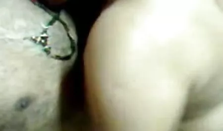हॉल में हिंदी इंग्लिश सेक्सी मूवी दो लोग सेक्स करते हैं