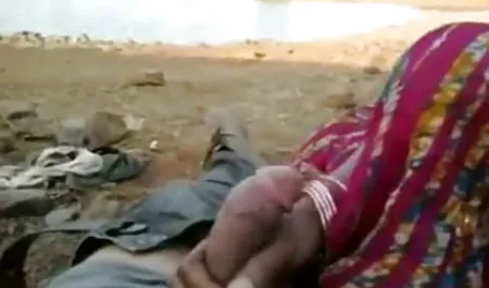 पतला श्यामला एला रोज़ गुदा सेक्स को इंग्लिश सेक्सी मूवी कभी नहीं छोड़ेगा