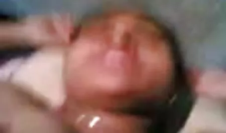 Busty श्यामला को राक्षस के एक सदस्य के साथ एक इंग्लिश हिंदी सेक्स मूवी परीक्षा उत्तीर्ण करनी थी, लेकिन अफसोस, यह विशाल बच्चे को संतुष्ट नहीं कर सका