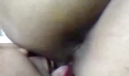सेक्सी ब्रुनेट इलेक्ट्रा को मोटा लंड चूसना पसंद मूवी सेक्सी इंग्लिश फिल्म है