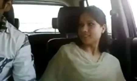 उस आदमी ने कुतिया को एक पिंजरे में डाल दिया और जब वह सेक्सी मूवी वीडियो इंग्लिश चाहता है तो उसे चोदता है