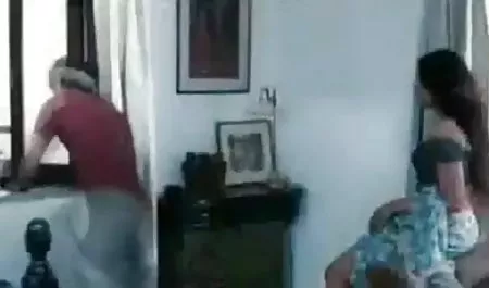 लाल बालों वाली बेब के लिए दो कामुक पुरुषों इंग्लिश हिंदी सेक्स मूवी के साथ डबल प्रवेश