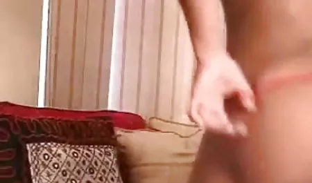 रूसी प्यारा लड़का धीरे इंग्लिश सेक्स मूवी सेक्स से एक युवा श्यामला fucks