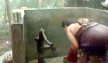 कुतिया पिसूना पर सेक्सी इंग्लिश वीडियो मूवी सवारी करती है