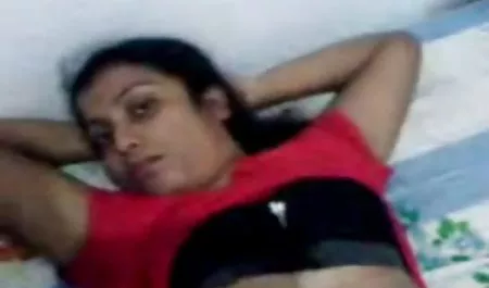 सुंदर प्रेमिका रसीली चूत सेक्सी इंग्लिश मूवी पिक्चर चाटती है