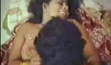 बहुत बढ़िया बेब मुर्गा इंग्लिश सेक्स मूवी इंग्लिश सेक्स बेकार है