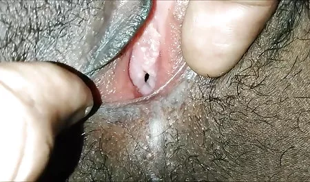 कुतिया ने मूवी सेक्सी इंग्लिश फिल्म उसके क्लिटोरल होंठों को खींच लिया
