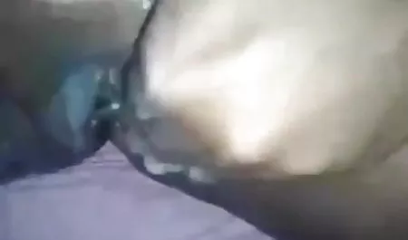 डांस के बाद स्ट्रिपर हमेशा सक्शन के लिए क्लाइंट के पास सेक्सी मूवी हिंदी इंग्लिश जाती है
