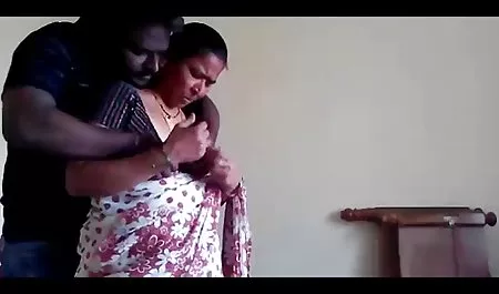 एक वयस्क व्यक्ति ने अपने कुंवारे सचिव को अपने घर आने के लिए कहा, एक अनुभवी महिला ने तुरंत महसूस किया कि एक अनुभवी इंग्लिश हिंदी सेक्स मूवी महिला को एहसास है कि उसे क्या चाहिए और पैंटी पहनना शुरू नहीं किया