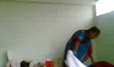 सुनहरे बालों वाली भव्य खाल उधेड़नेवाला सेक्सी इंग्लिश मूवी पिक्चर और blowjob