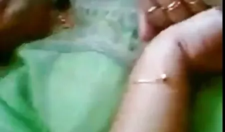 सुंदर रिले इंग्लिश मूवी सेक्सी फिल्म रीड उसके प्रेमी द्वारा गड़बड़ हो जाता है