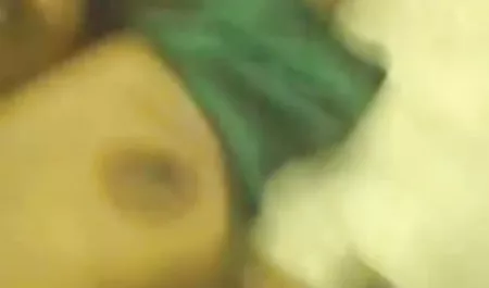 जब बेडरूम में कमबख्त थका हुआ होता है, तो एक युवा युगल एक समझौता की तलाश में होता है। यह यार्ड में सेक्स की शूटिंग के लिए निकला, सेक्सी इंग्लिश वीडियो मूवी जहां साथी कैमरे पर अपनी यौन इच्छाओं को साहसपूर्वक पूरा कर सकते हैं, एक दूसरे को चाट और चोद सकते हैं