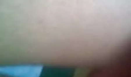 एक छात्र सूट में गोरा एक डिक बेकार इंग्लिश सेक्सी मूवी वीडियो में है