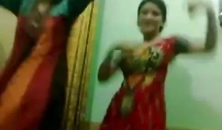 एशले ग्राहम एक बहुत बड़ा डिल्डो के साथ उसे बिल्ली सेक्सी इंग्लिश मूवी वीडियो fucks