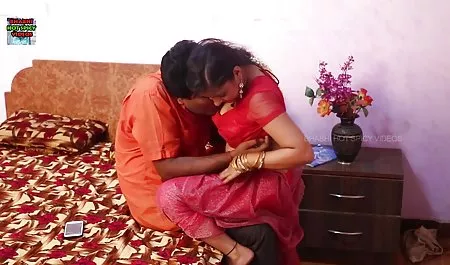 रेडहेड एक खेत में खुद को बेकार इंग्लिश सेक्सी मूवी वीडियो है