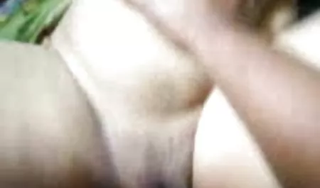 अपने इंग्लिश मूवी सेक्सी फिल्म कुटिल मुर्गा और उंगलियों पर सह