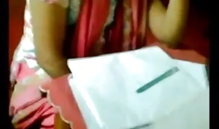 बड़े स्तन के साथ बारबरा ग्रीष्मकाल इंग्लिश सेक्सी फिल्म फुल डिक बेकार है