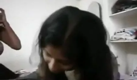 परिपक्व सेक्सी इंग्लिश इंग्लिश सेक्सी मूवी श्यामला एक गंजा परिपक्व आदमी द्वारा गड़बड़ हो जाता है