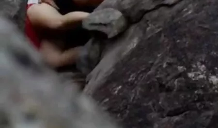 रबर के दस्ताने में नीग्रो एक तंग गुदा में एक तंग सेक्सी मूवी वीडियो इंग्लिश श्यामला fucks