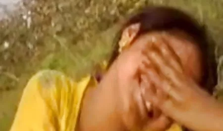 जापानी सेक्सी इंग्लिश मूवी वीडियो लड़की मुझे एक blowjob देती है
