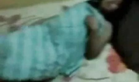 सुंदर श्यामला ल्यों एक आदमी के साथ गर्म गुदा सेक्स इंग्लिश मूवी फिल्म सेक्स है