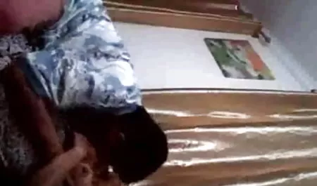 बाइकर, वेश्या इंग्लिश सेक्सी मूवी इंग्लिश सेक्सी मूवी को बुलाओ, आज वह एक जोड़े को चोदेगी