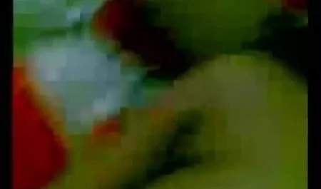 गुलाबी चड्डी इंग्लिश वीडियो सेक्सी मूवी में Nymphet गड़बड़