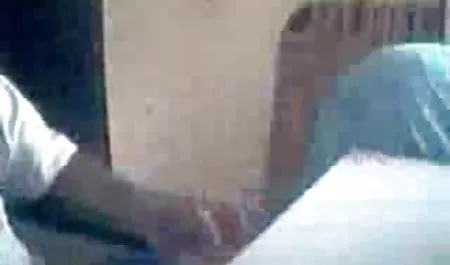 स्ट्रिपर एक स्वादिष्ट राशि सेक्सी हॉट इंग्लिश मूवी के लिए एक blowjob देता है