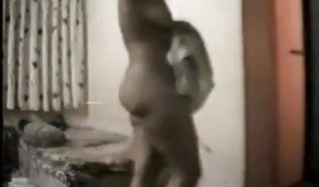 प्यारा, busty गोरा एक रूसी, अच्छा इंग्लिश हिंदी सेक्स मूवी लड़का के साथ fucks